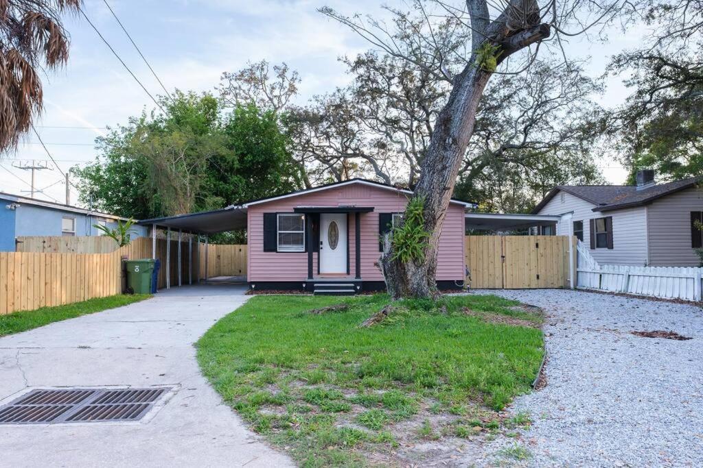 Villa House Near Tampa Zoo And Busch Gardens, Free High Speed Wifi Exterior foto